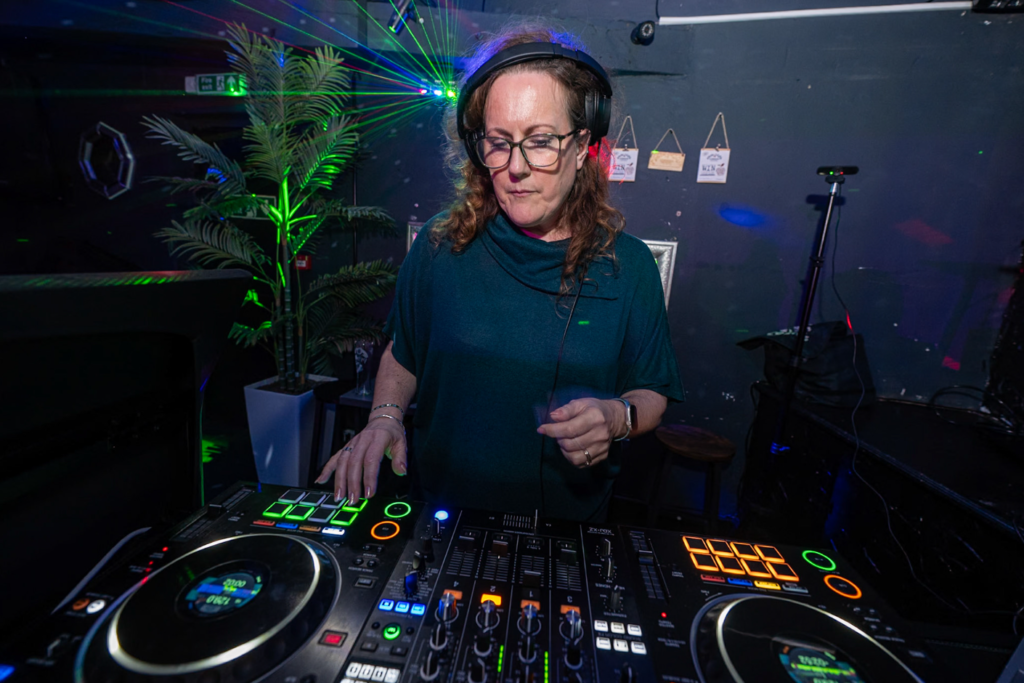 Sam Mouland – ALL HANDS ON DECKS – 26/02/2026 22:00